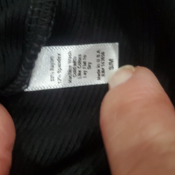 Joah Brown lace up crop tank black size s/m in excellent condition 👌 - Picture 8 of 9